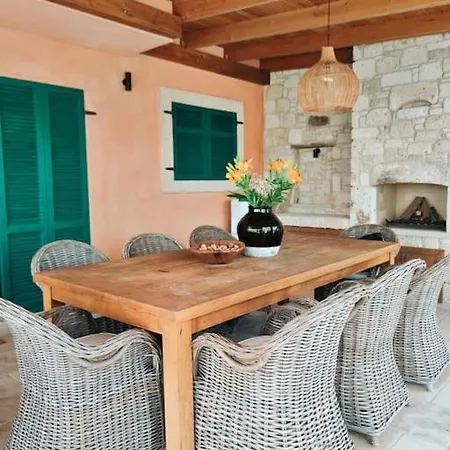 וילה Viento Mansion Pool And Big Garden Çeşme